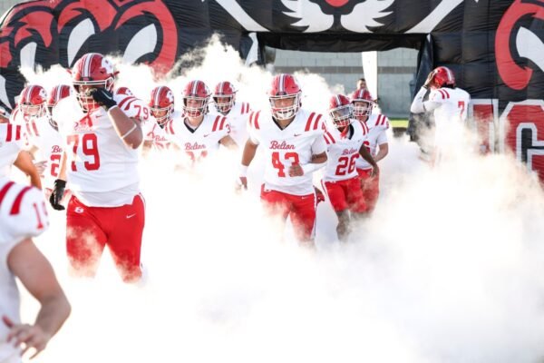 Belton High School Football Dominating the Field This Season